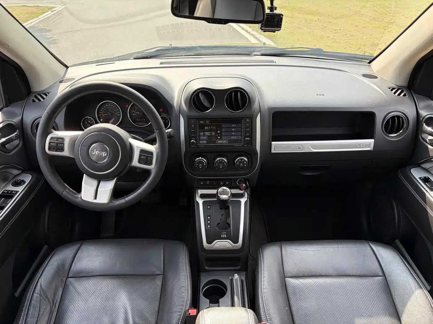 2014 Jeep Compass (Imported) Facelift 2.0L 2WD Elite Edition — миниатюра 8