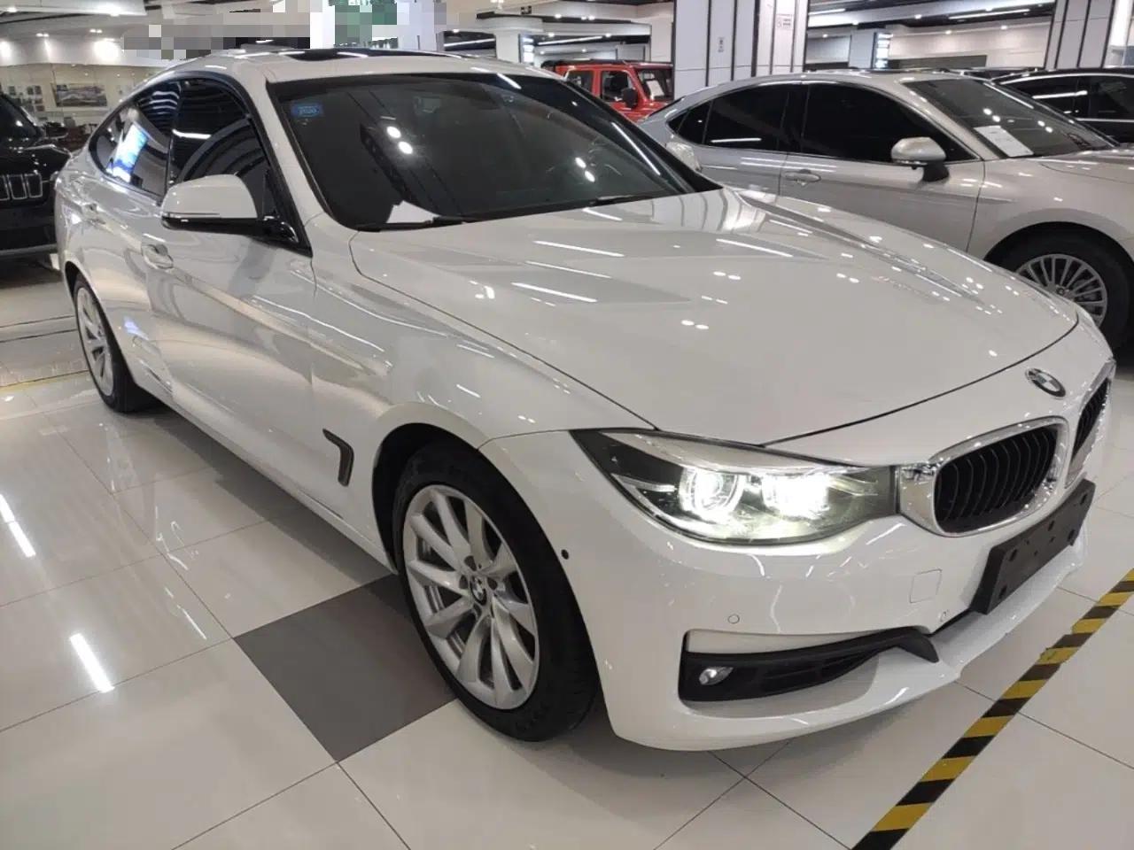 BMW 3 Series GT 2019 320i Sport Edition — миниатюра 12