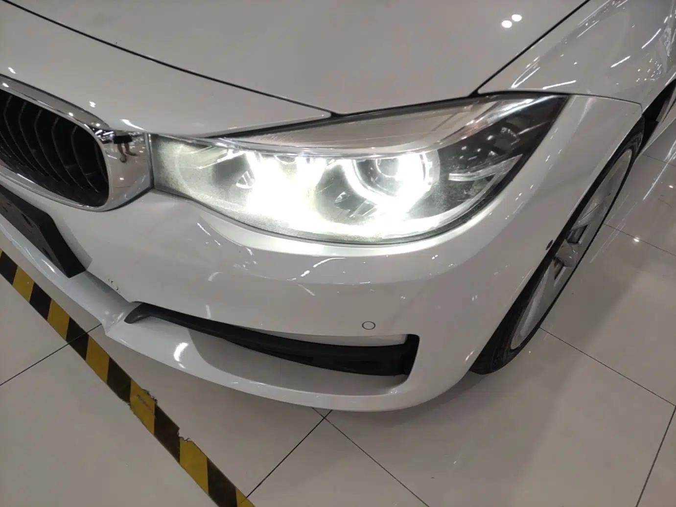 BMW 3 Series GT 2019 320i Sport Edition — миниатюра 8