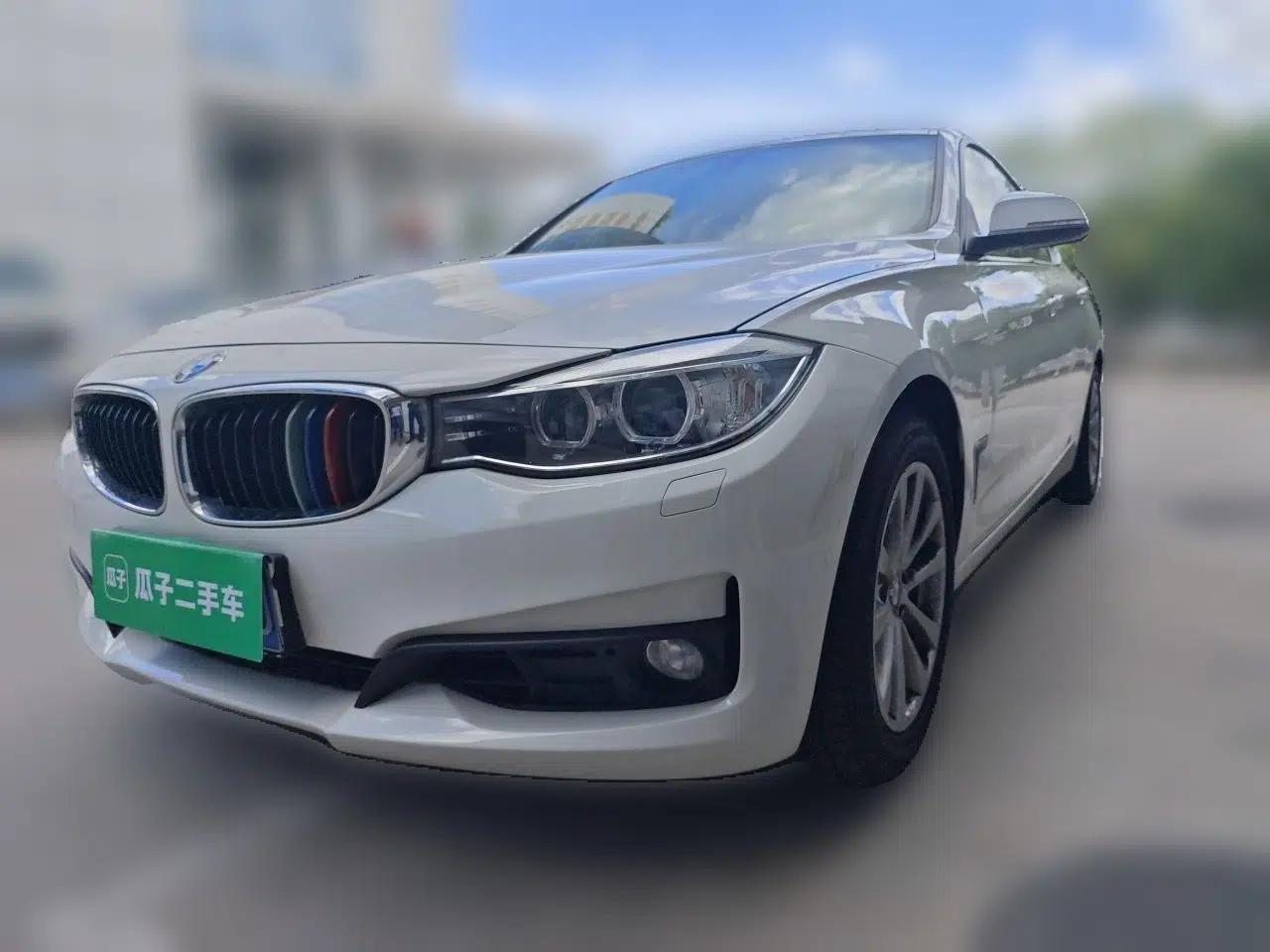 BMW 3 Series GT 2013 320i Leading Model — миниатюра 1