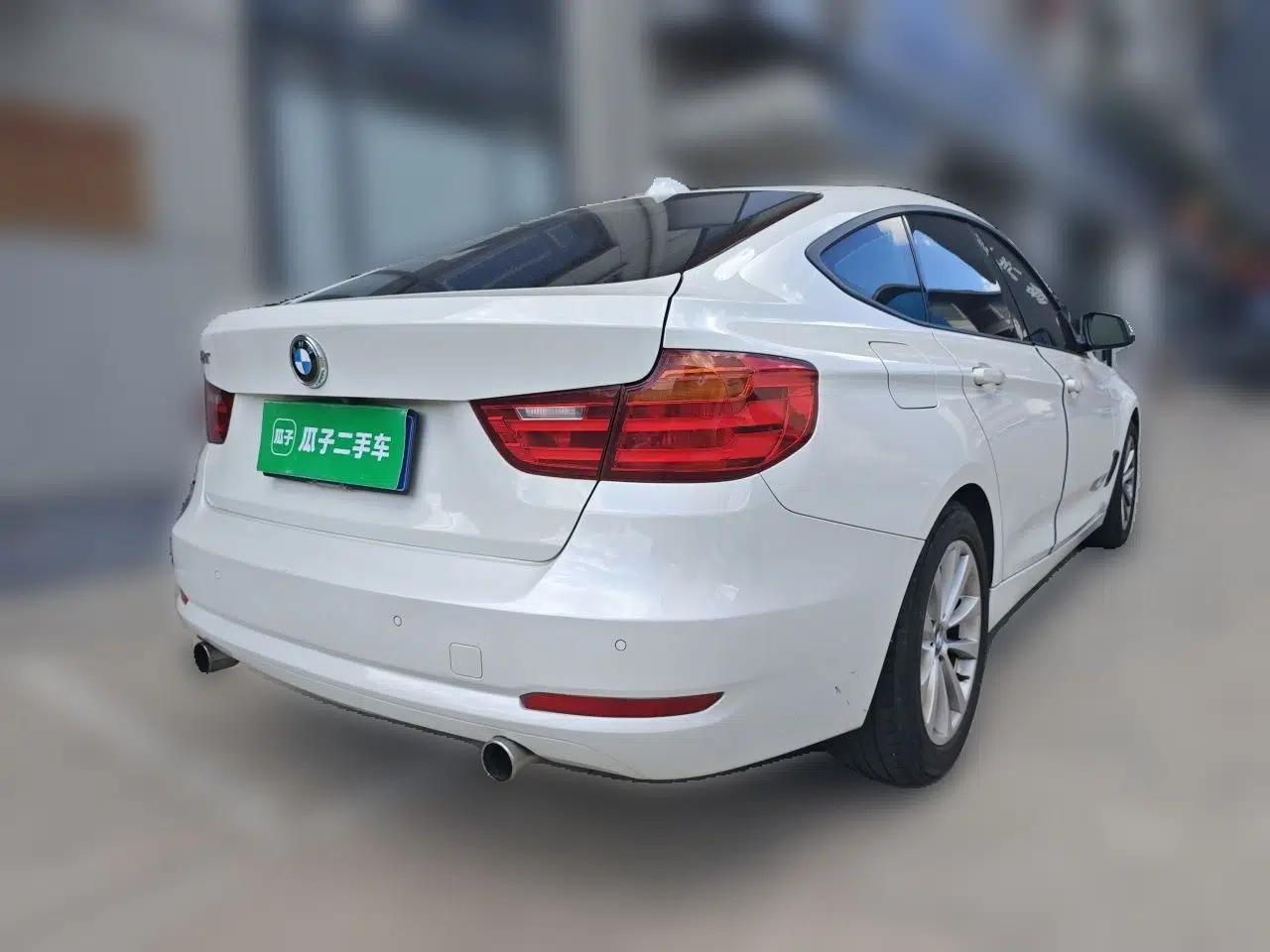 BMW 3 Series GT 2013 320i Leading Model — миниатюра 6