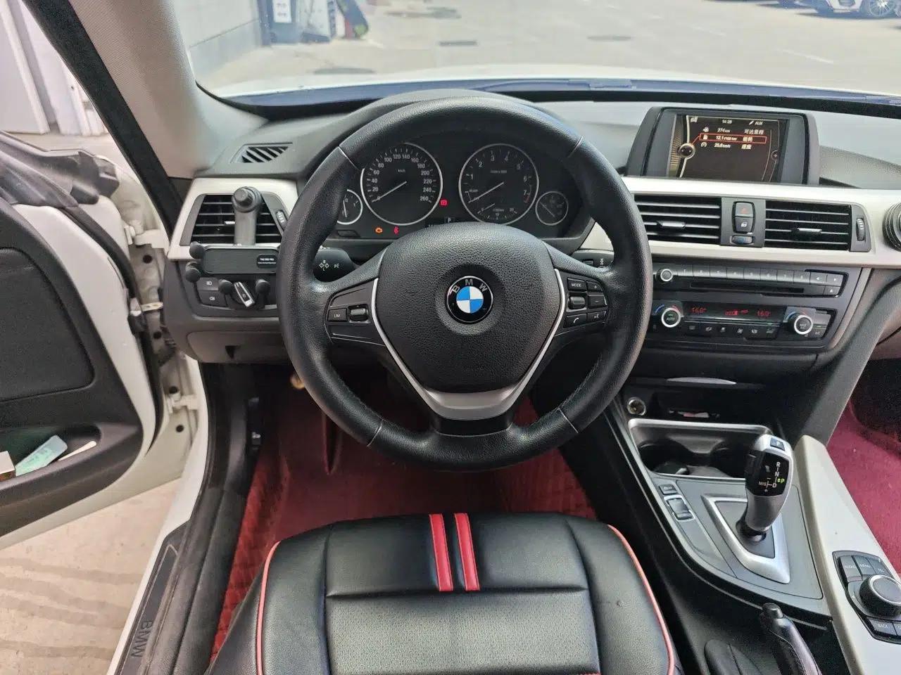 BMW 3 Series GT 2013 320i Leading Model — миниатюра 10