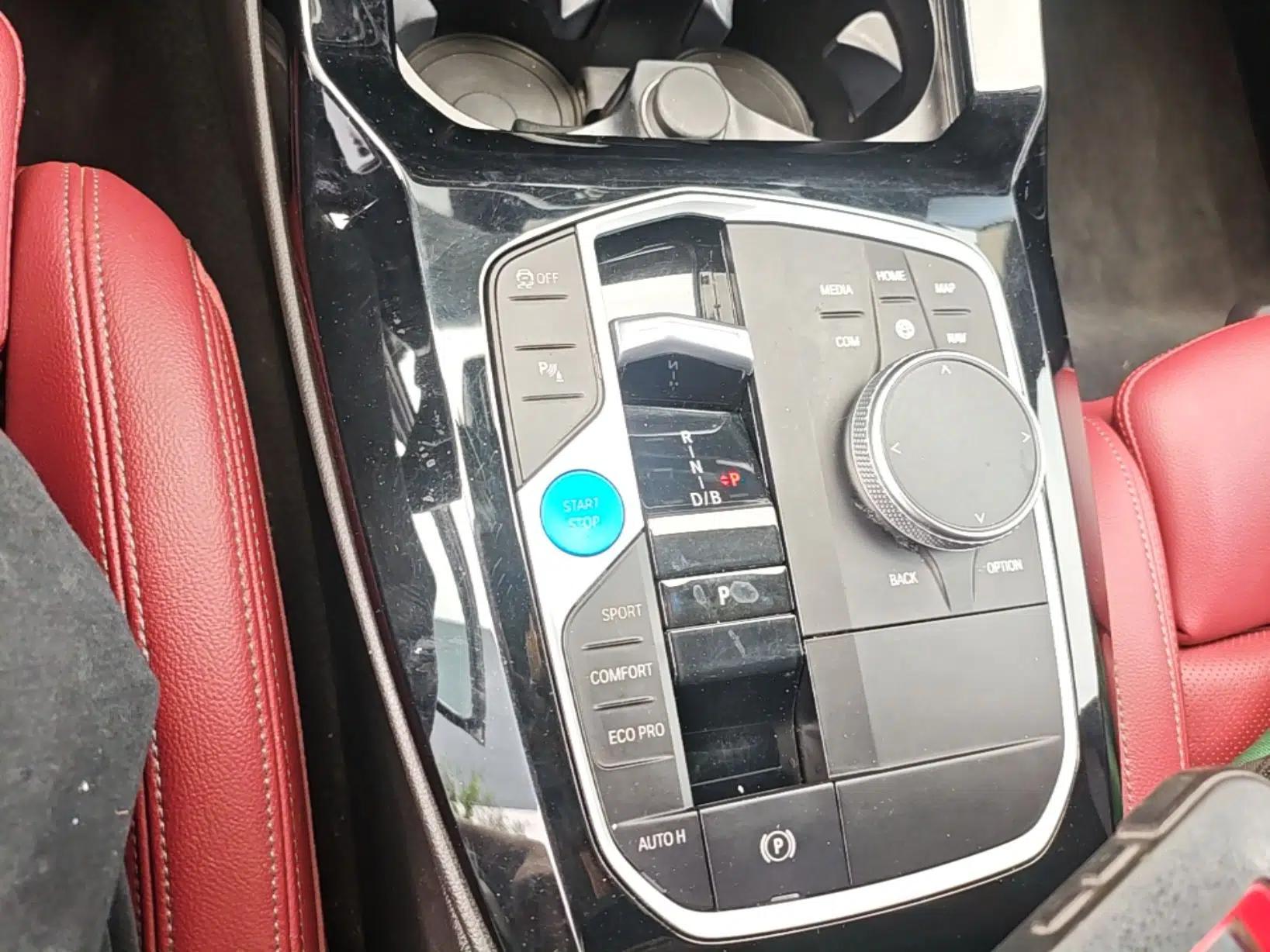 BMW iX3 2022 Updated Leading Version — миниатюра 21