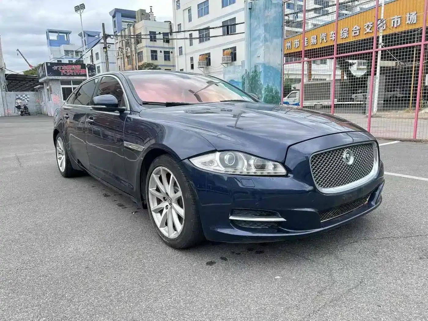 Jaguar XJ 2012 XJL 3.0 Panoramic Business Edition — миниатюра 3
