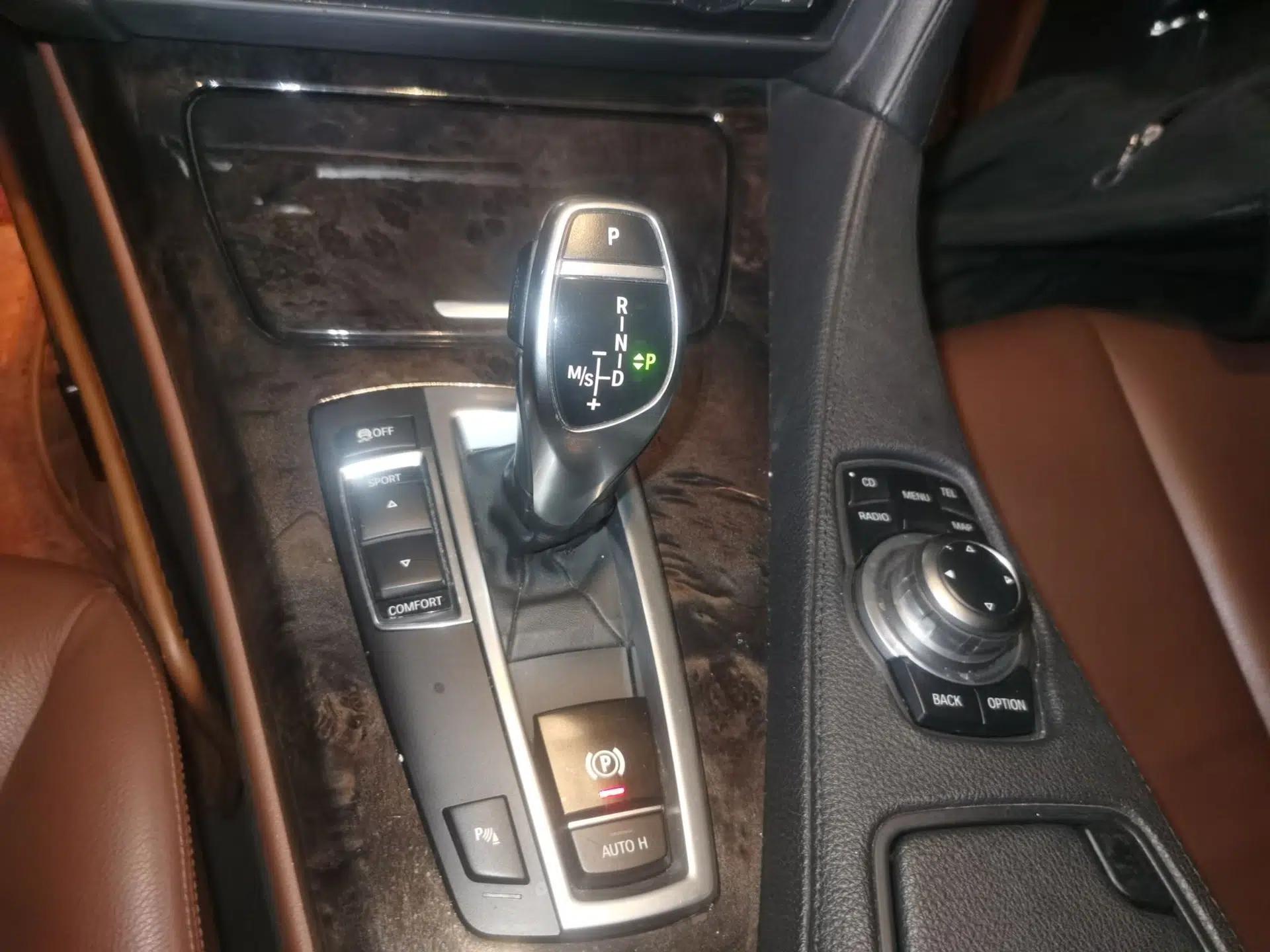 BMW 6 Series 2013 640i Coupe — миниатюра 14