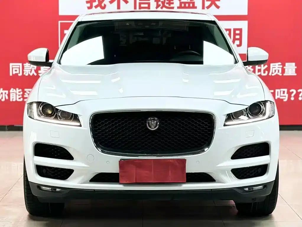 Jaguar F-PACE 2019 2.0T AWD Urban Luxury Edition — миниатюра 2