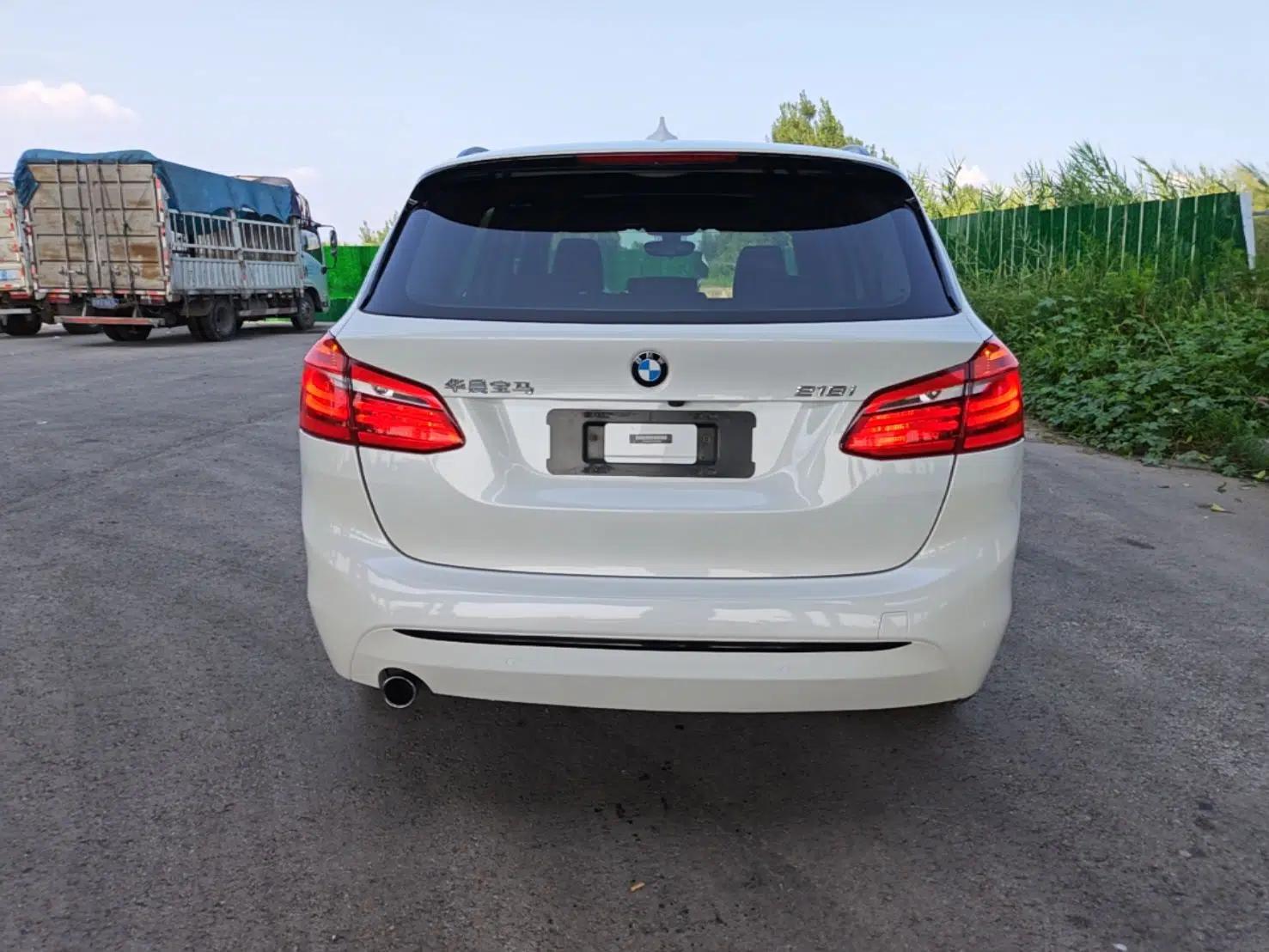BMW 2 Series Active Tourer 2016 218i Sports Design Package — миниатюра 5