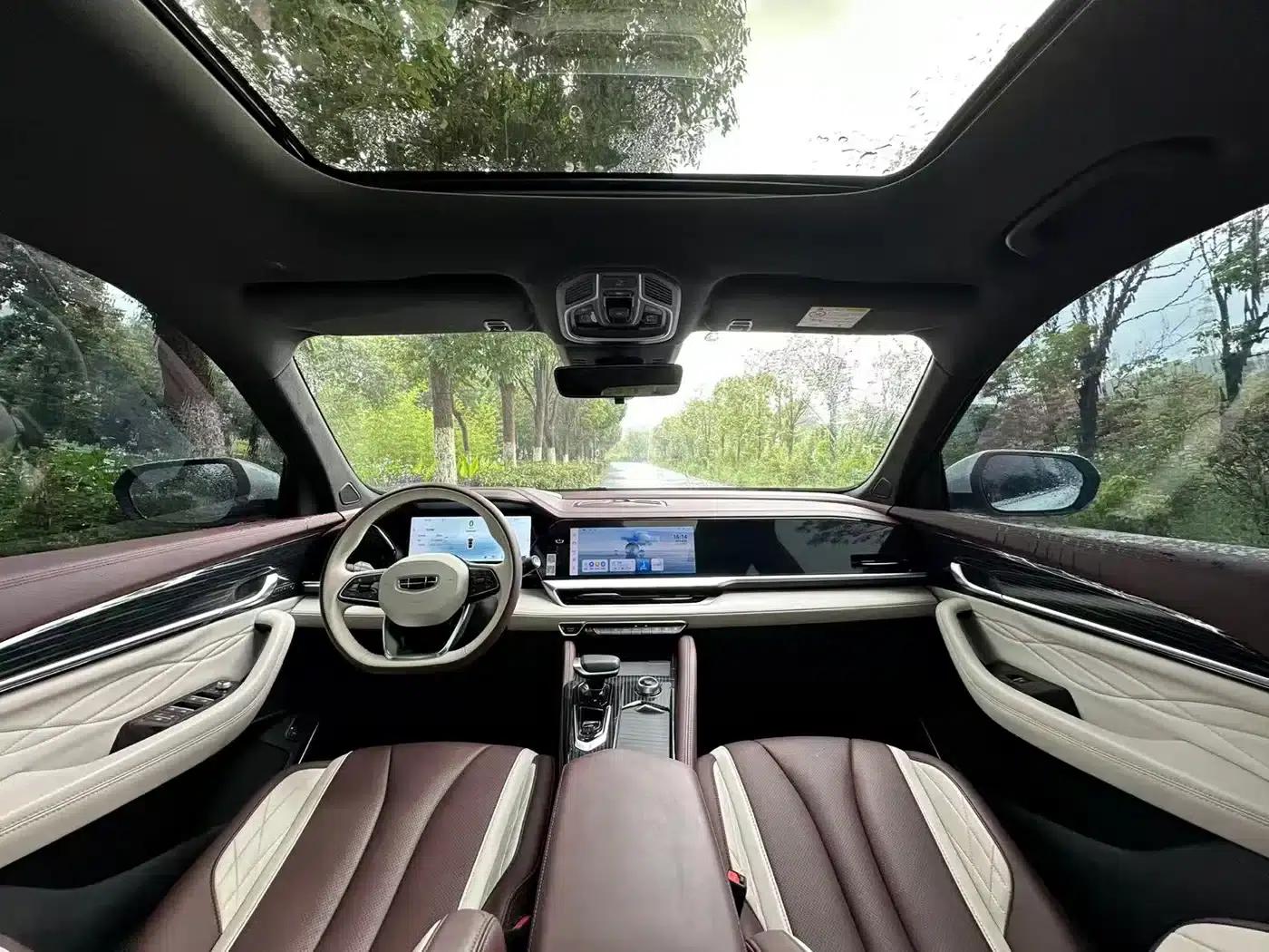Geely Xingyue L 2024 2.0TD High-Power Automatic Two-Wheel Drive Cloud Edition — миниатюра 9