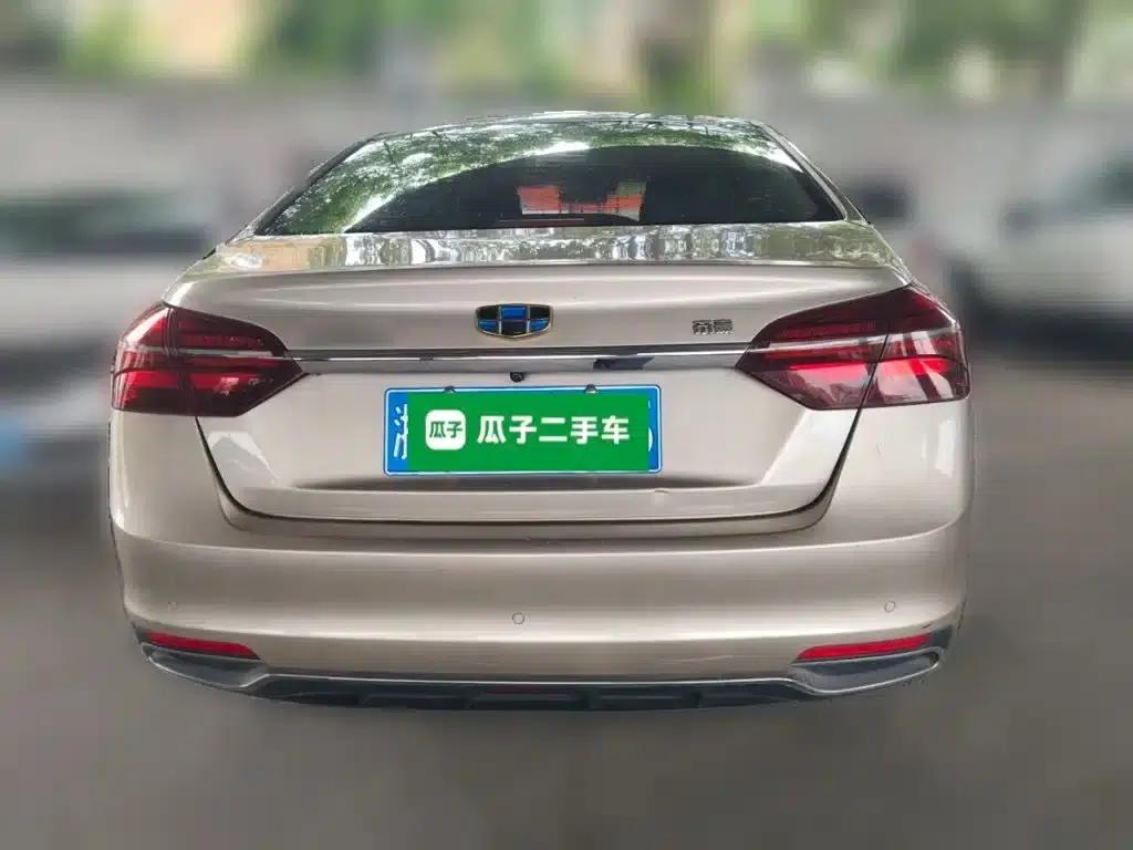 Geely Emgrand 2018 1.5L CVT Upward Connected Edition — миниатюра 4