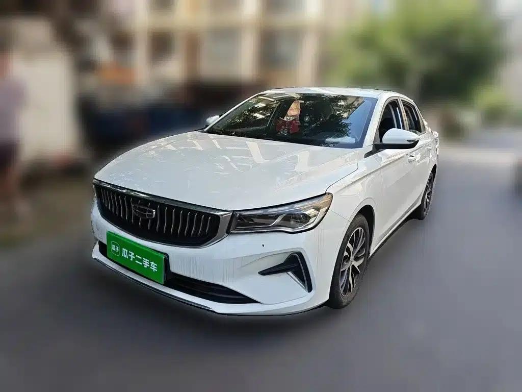 Geely Emgrand 2022 4th Generation 1.5L Manual Elite — миниатюра 2