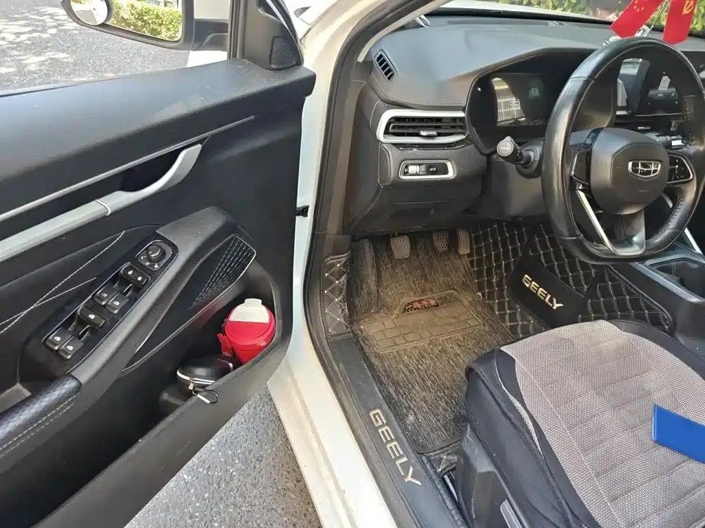 Geely Emgrand 2022 4th Generation 1.5L Manual Elite — миниатюра 18