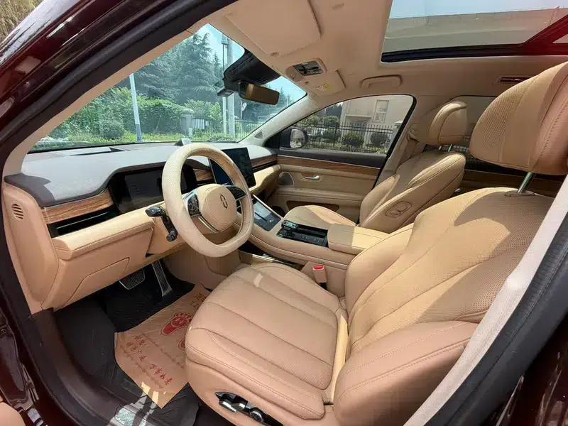 Wenjie M7 2024 Ultra 5-seater 4WD Intelligent Driving Edition — миниатюра 8