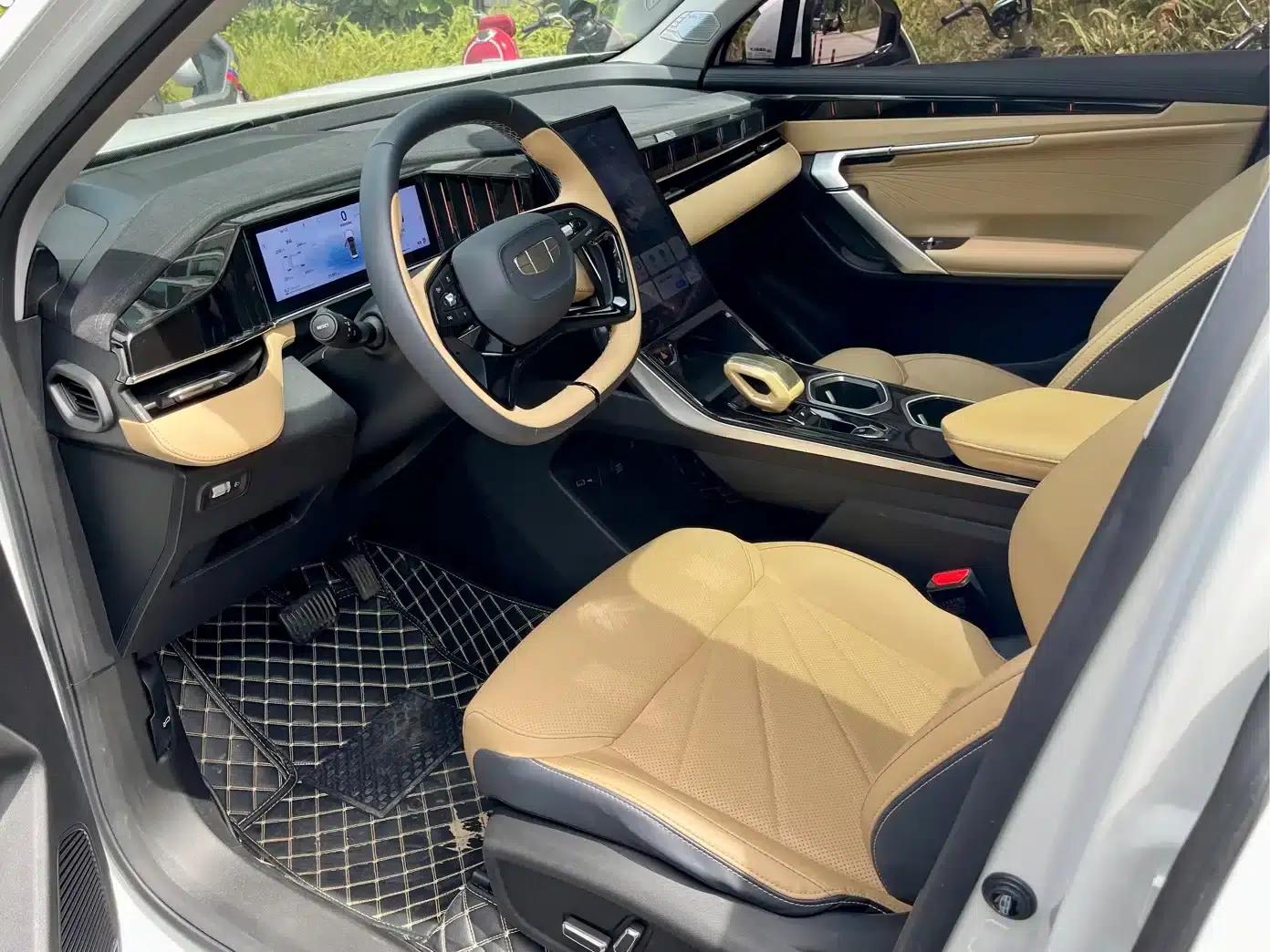 Geely Boyue L 2023 1.5TD DCT Glory Edition — миниатюра 4