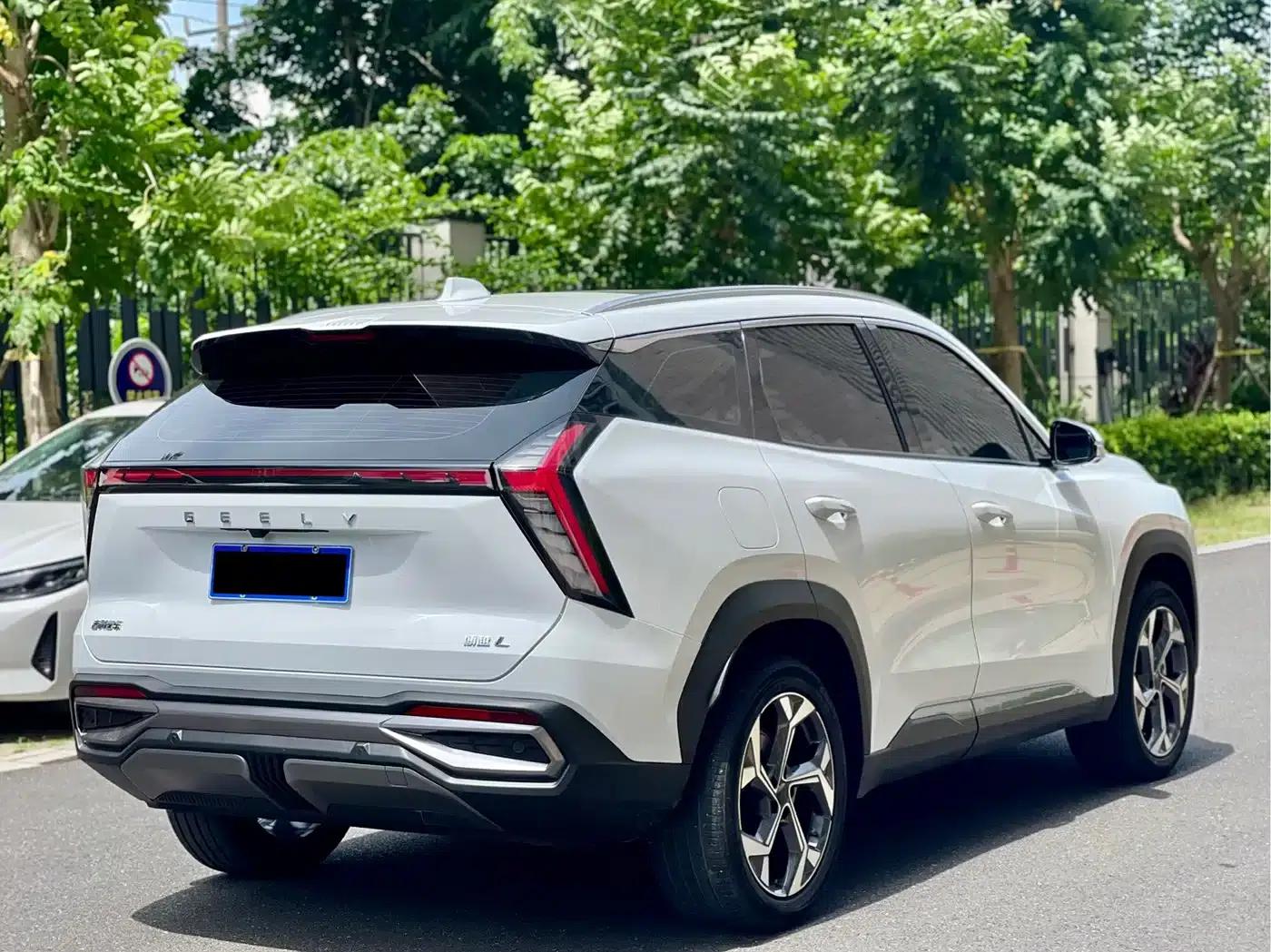 Geely Boyue L 2023 1.5TD DCT Glory Edition — миниатюра 9