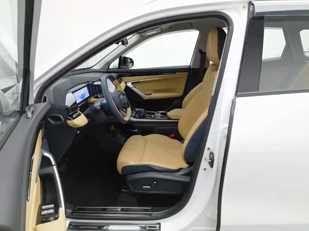 Geely Boyue L 2023 1.5TD DCT Premium Edition — миниатюра 10