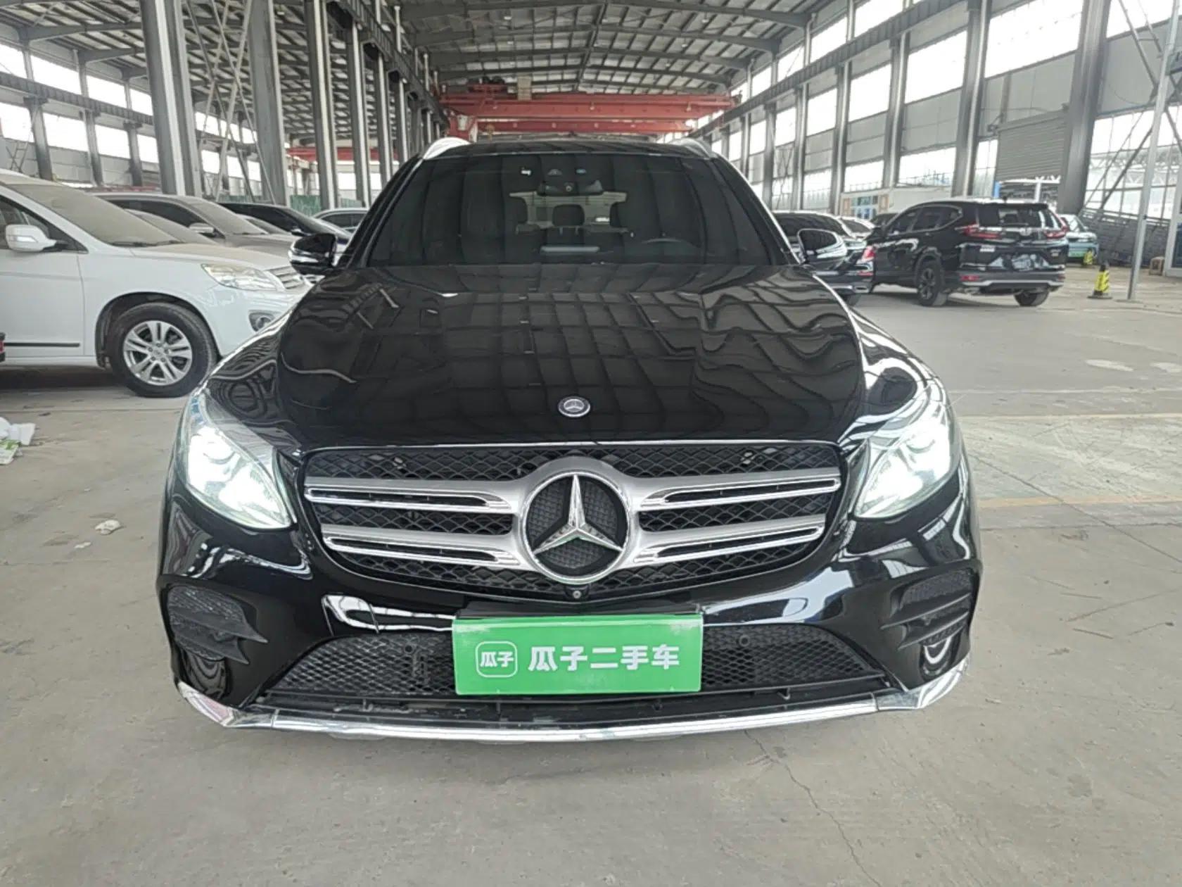 Mercedes-Benz GLC 2017 GLC 260 4MATIC Luxury Model — миниатюра 2