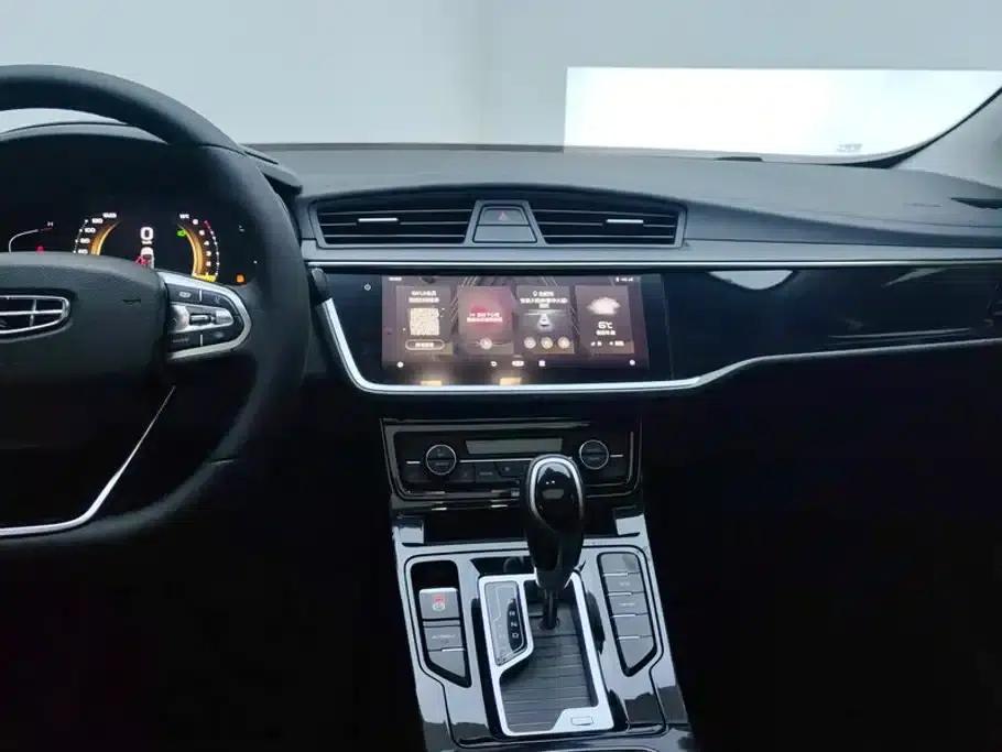 Geely Emgrand GL 2020 1.4T CVT Luxury Edition — миниатюра 13