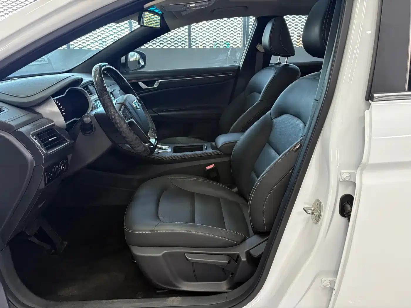 Geely Emgrand GL 2018 1.8L DCT Elite Intelligent Connected Edition — миниатюра 7