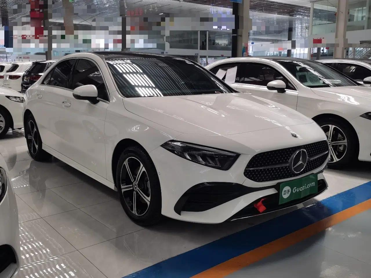 Mercedes-Benz A-Class 2024 A 200 L Fashion Model — миниатюра 3