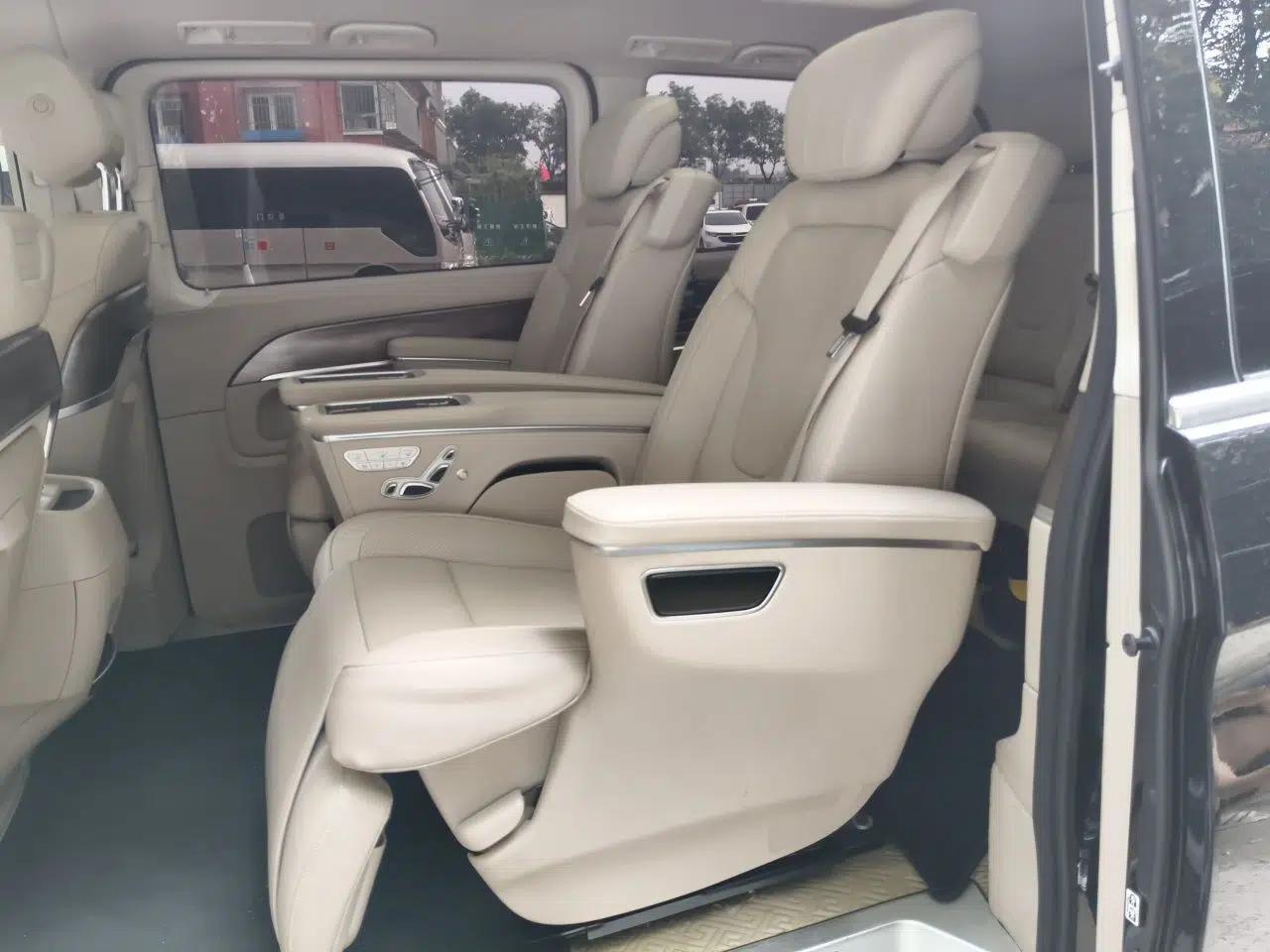 Mercedes-Benz V-Class 2021 V 260 L Long Wheelbase Prestige Edition — миниатюра 17