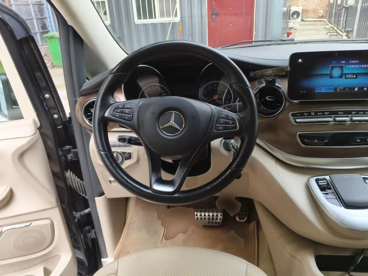 Mercedes-Benz V-Class 2021 V 260 L Long Wheelbase Prestige Edition — миниатюра 10
