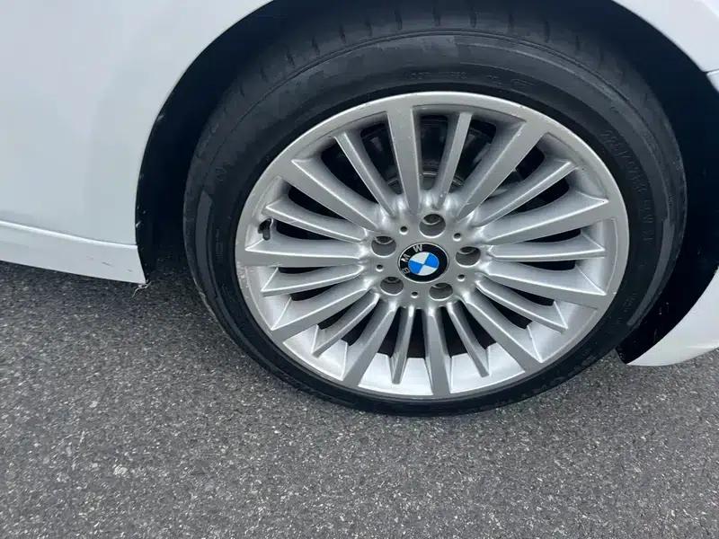 BMW 3 Series 2018 320Li Fashion Edition — миниатюра 11