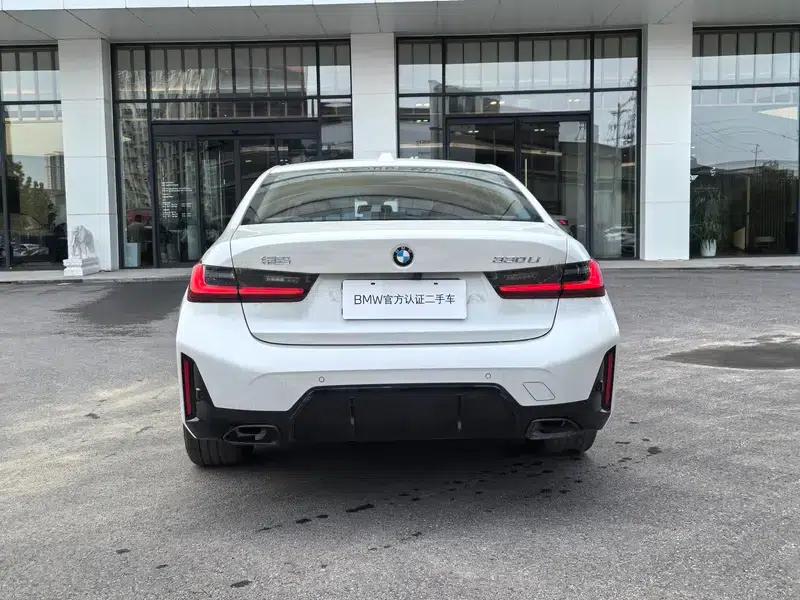 2025 BMW 3 Series 330Li M Sport Shadow Edition — миниатюра 4