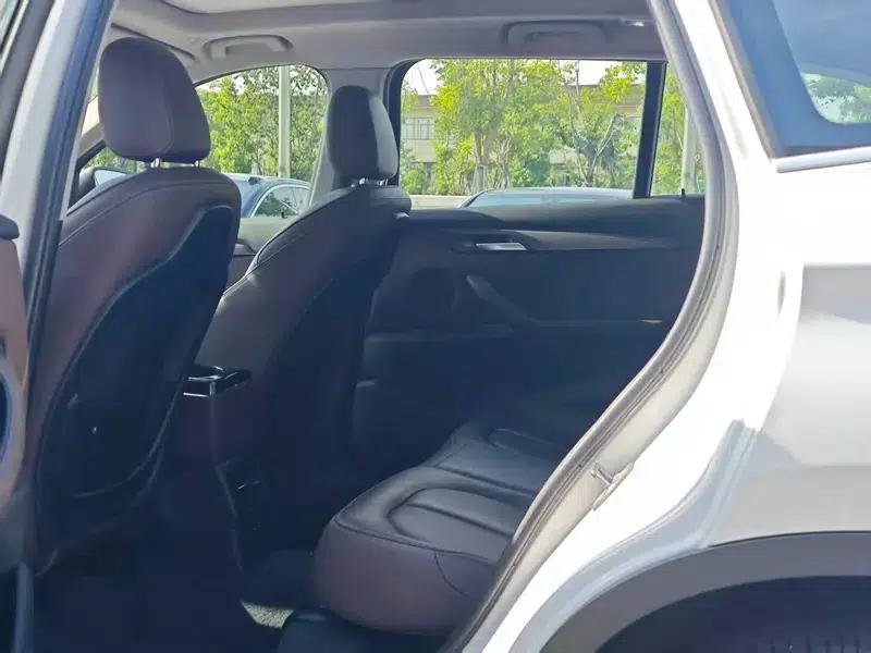 BMW X1 2019 xDrive20Li Luxury — миниатюра 9