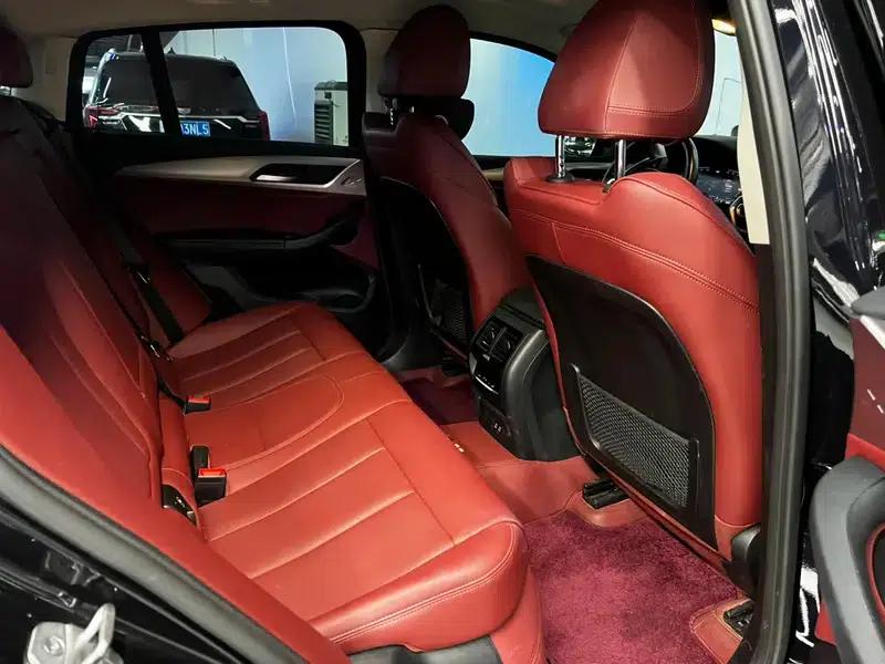 2022 BMW X4 xDrive 30i M Sport Shadow Edition — миниатюра 18