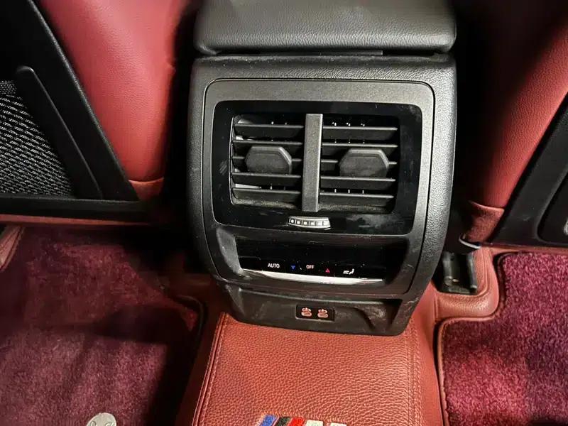 2022 BMW X4 xDrive 30i M Sport Shadow Edition — миниатюра 8