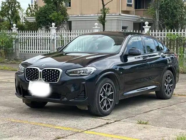 2022 BMW X4 xDrive 25i M Sport Package