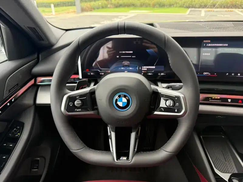 BMW i5 2026 eDrive40L M Sport Package — миниатюра 15