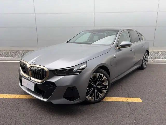 BMW i5 2025 xDrive50L M Sport Package
