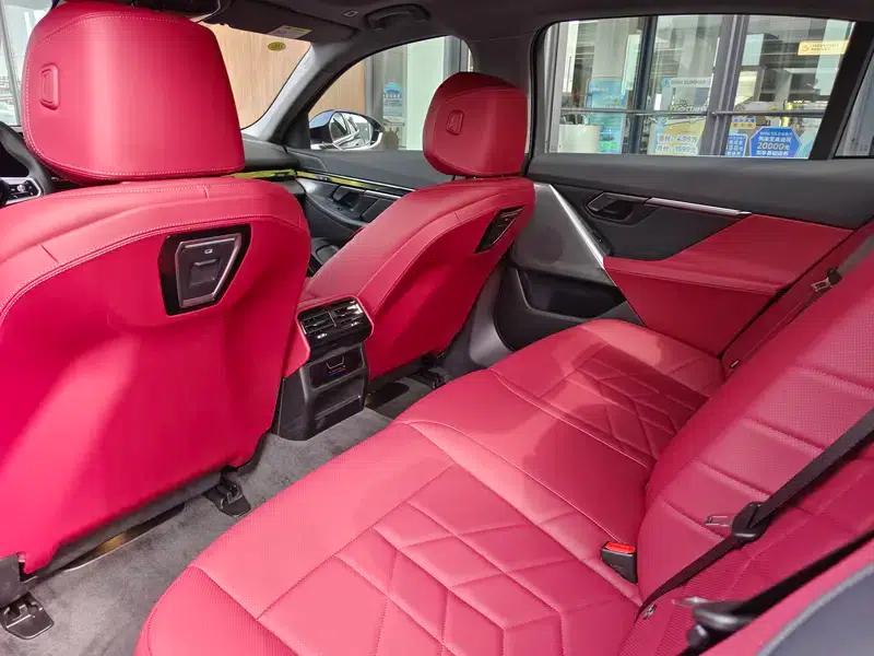BMW i5 2025 eDrive35L Luxury Package — миниатюра 22