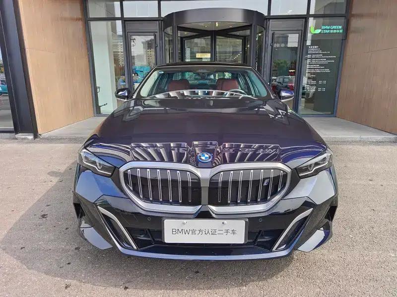 BMW i5 2025 eDrive35L Luxury Package — миниатюра 10