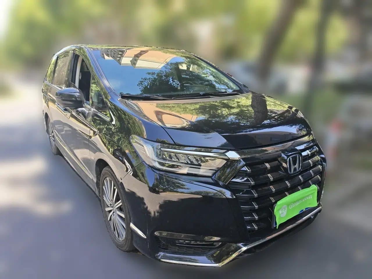 Honda Elysion 2022 2.0L eHEV Luxury First Edition — миниатюра 3