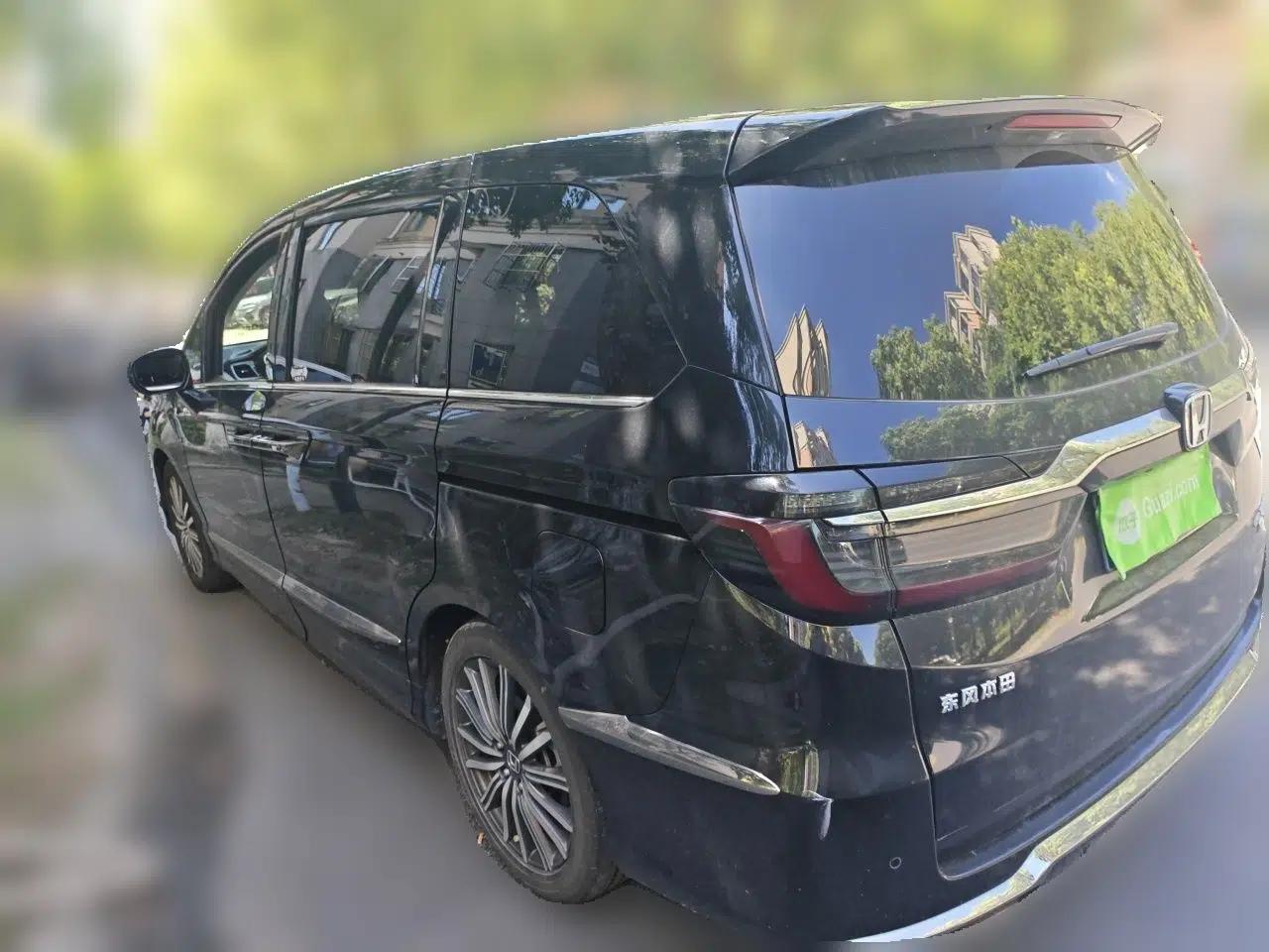 Honda Elysion 2022 2.0L eHEV Luxury First Edition — миниатюра 4