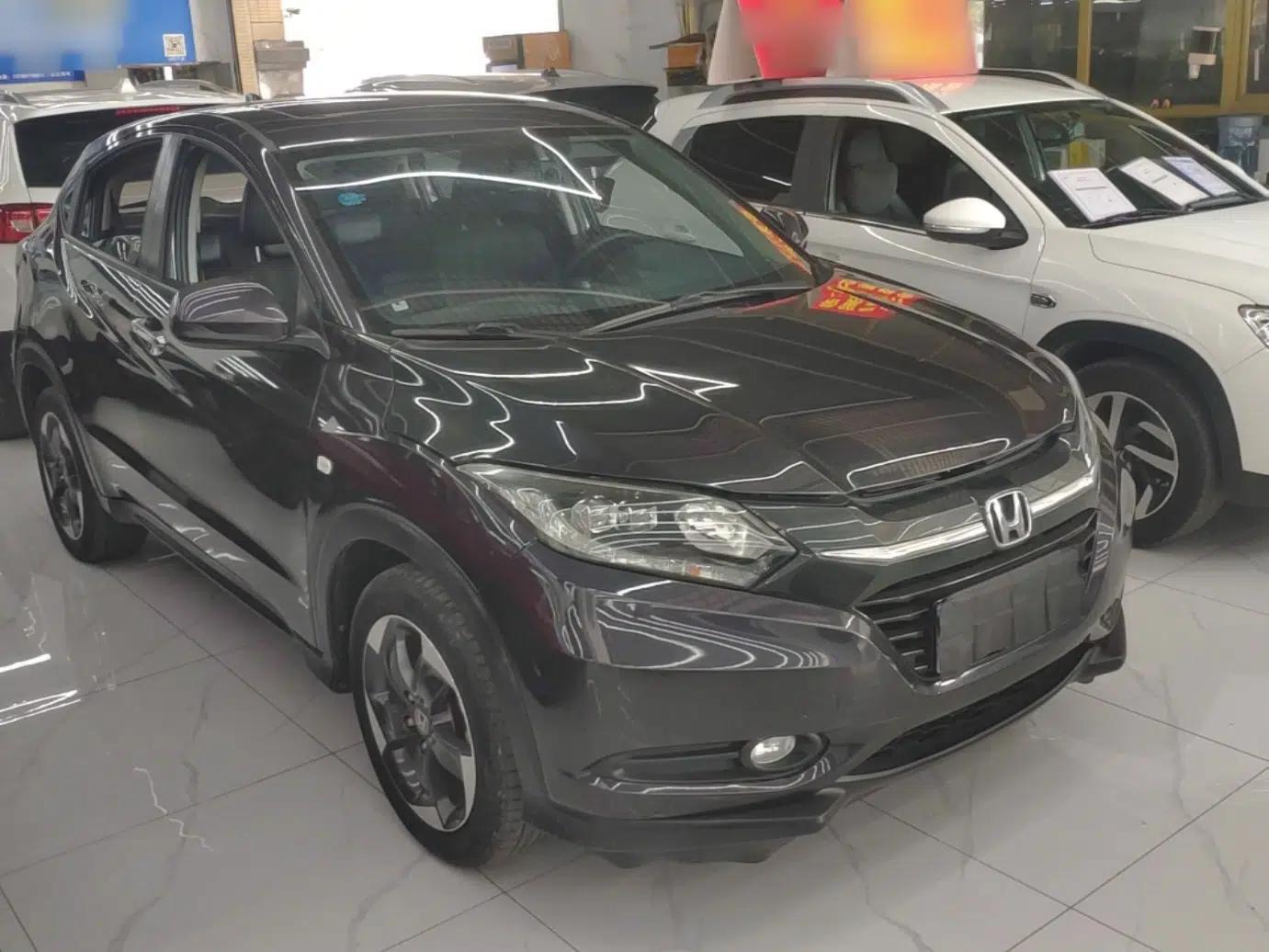 Honda Vezel 2017 1.8L CVT Front-Wheel Drive Pioneer Edition — миниатюра 3