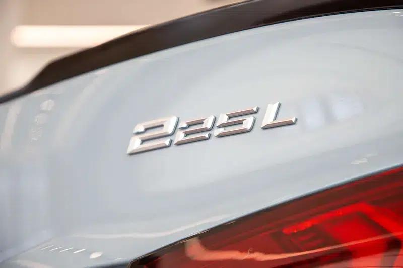 2025 BMW 2 Series 225L M Sport Package — миниатюра 8