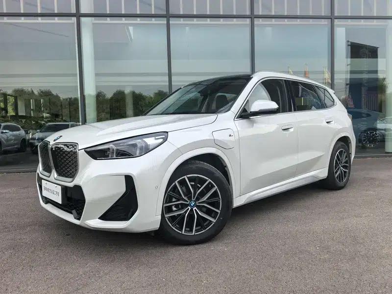 BMW iX1 2025 eDrive25L M Sport Package — миниатюра 1