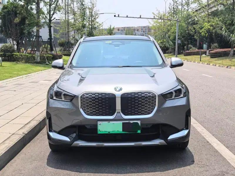 BMW iX1 2023 xDrive30L X Design Package — миниатюра 2