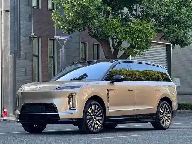 NIO ES9 2026 Model 102kWh Executive Island Signature Edition
