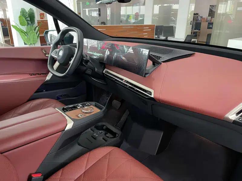 BMW iX 2023 xDrive40 — миниатюра 7