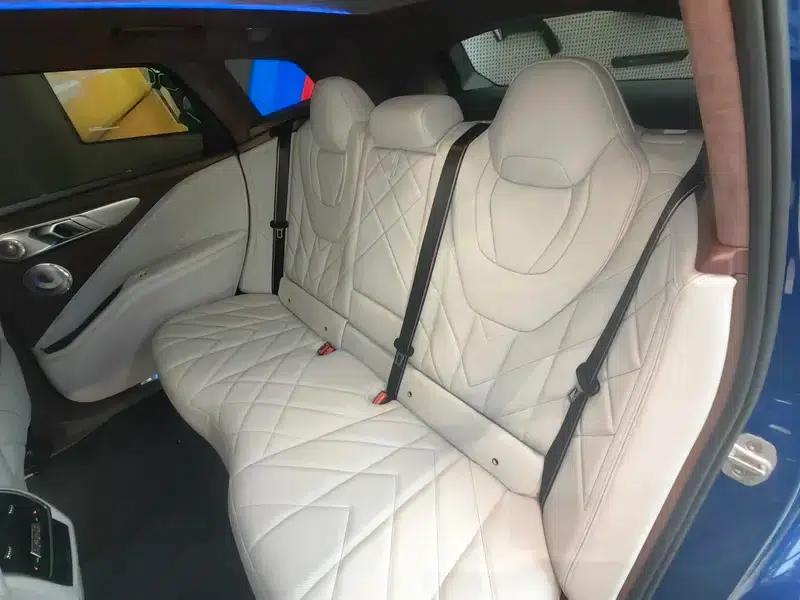 BMW XM 2023 50e — миниатюра 8