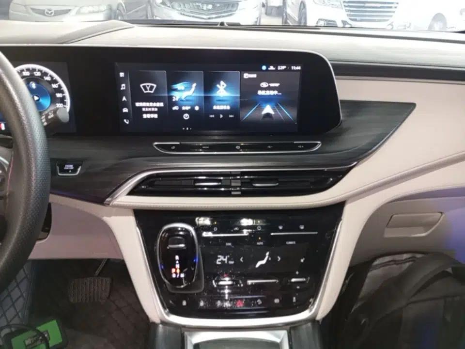 Buick GL8 2021 ES Landtrek 653T Comfort Edition — миниатюра 16