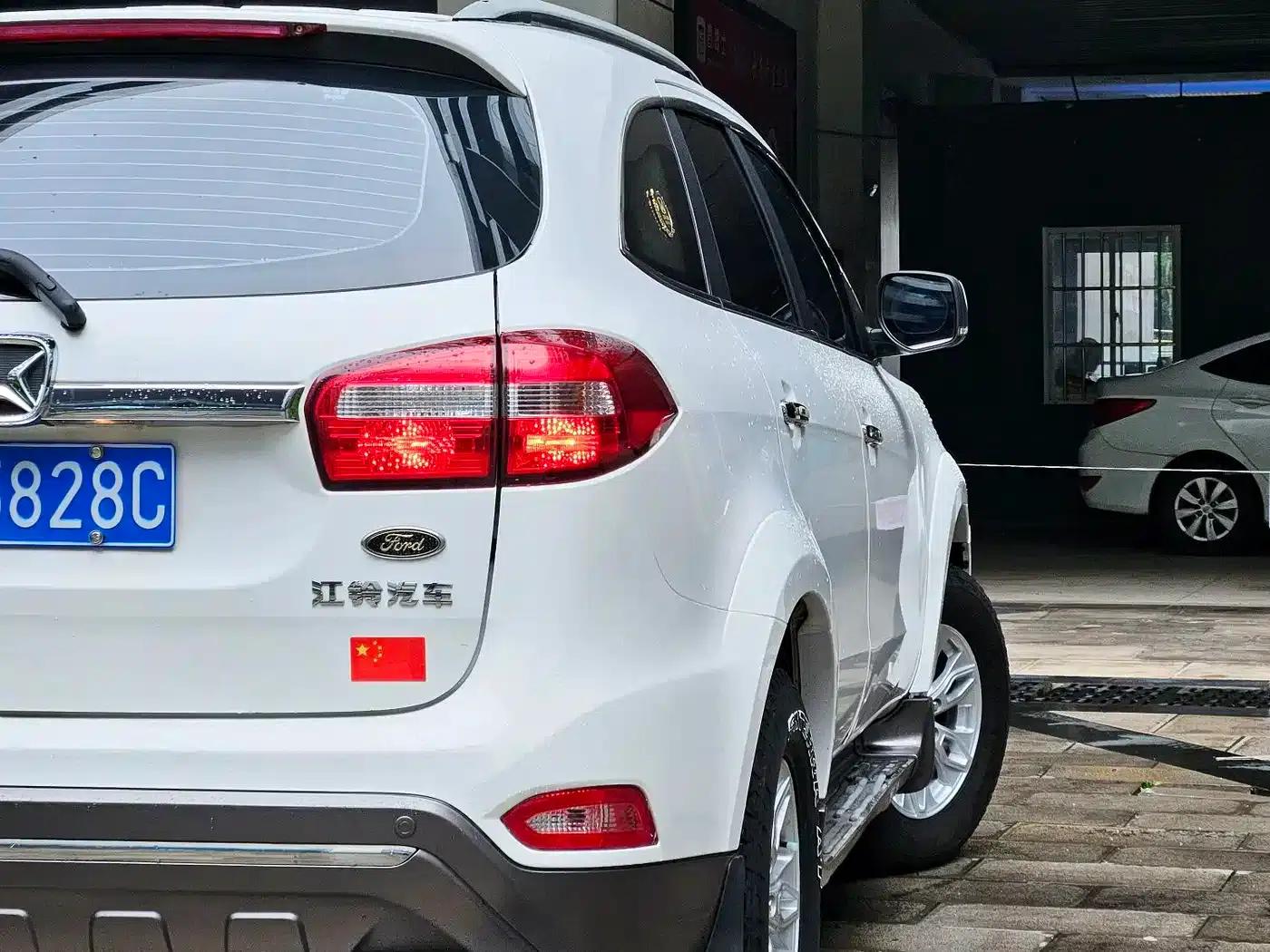Yusheng S350 2013 2.4T Automatic 2WD Diesel Super Luxury 5-Seater — миниатюра 15