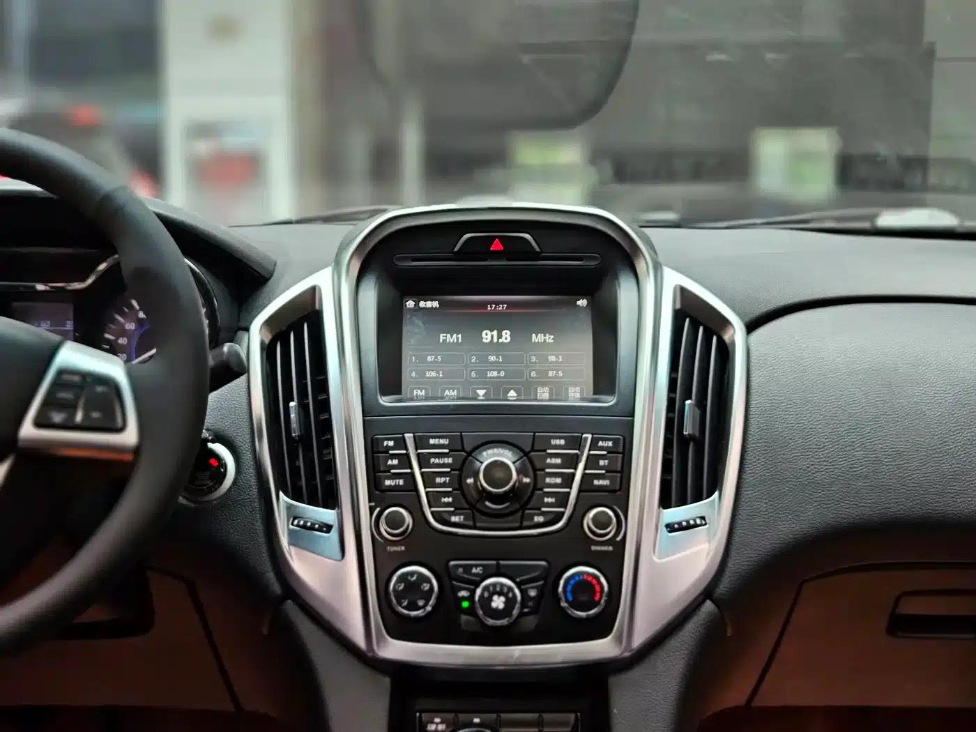 Yusheng S350 2013 2.4T Automatic 2WD Diesel Super Luxury 5-Seater — миниатюра 23