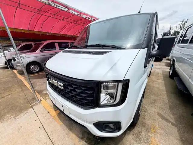 Jiangling Fushun 2022 2.0T Manual Multi-functional Passenger Vehicle, Short Wheelbase, Low Roof, 6 Seats