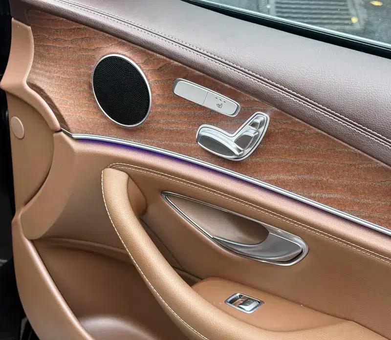 Mercedes-Benz E-Class PHEV 2022 Facelift E 350 e L Sedan — миниатюра 17