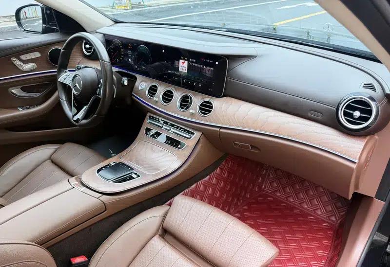 Mercedes-Benz E-Class PHEV 2022 Facelift E 350 e L Sedan — миниатюра 23